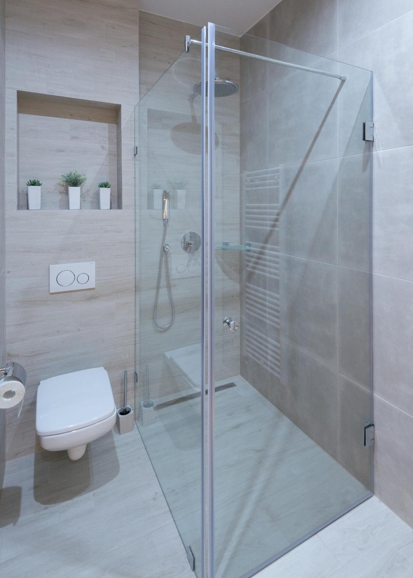 Paulay Deluxe Suites By Corall Budapest Exterior photo